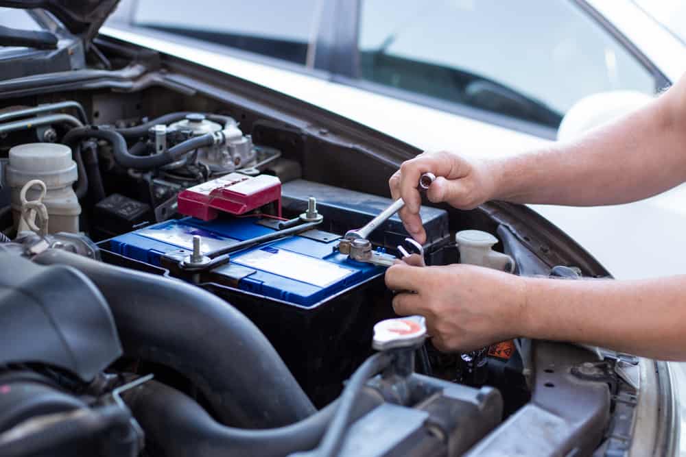 what happens when the car battery dies