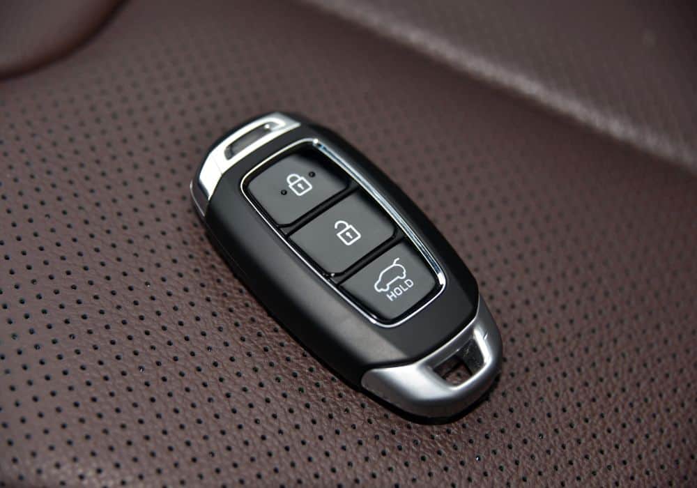 4 Places You Can Get Car Key Battery Replacement