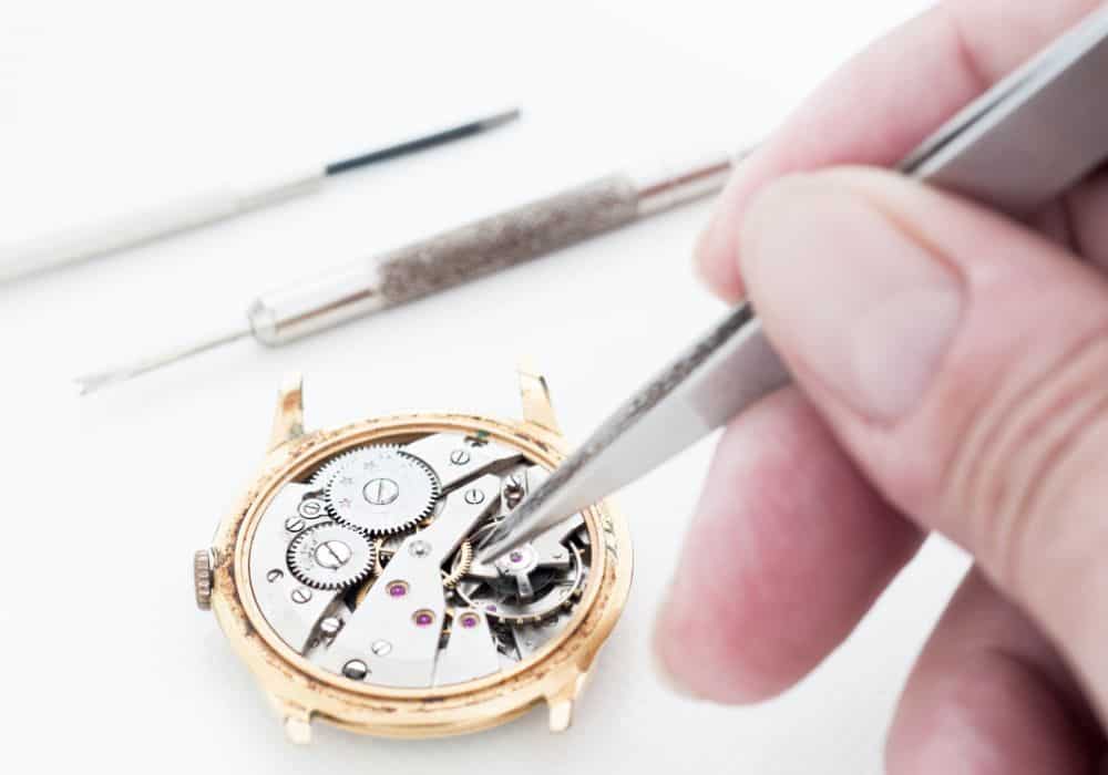 How To Change a Michael Kors Watch Battery