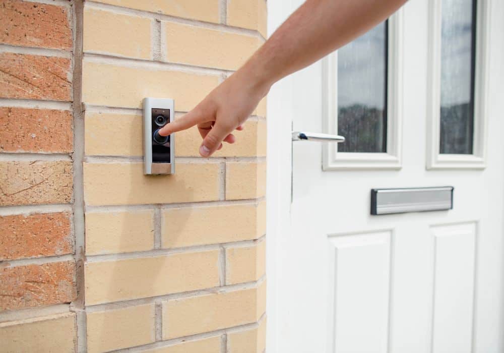 Ring Doorbell: Wired VS Battery-Powered - What's the Difference?