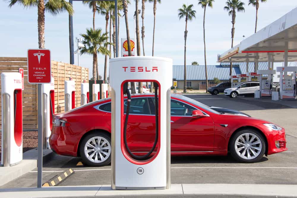what happens if your tesla runs out of battery